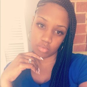 Meet your Posher, Janay